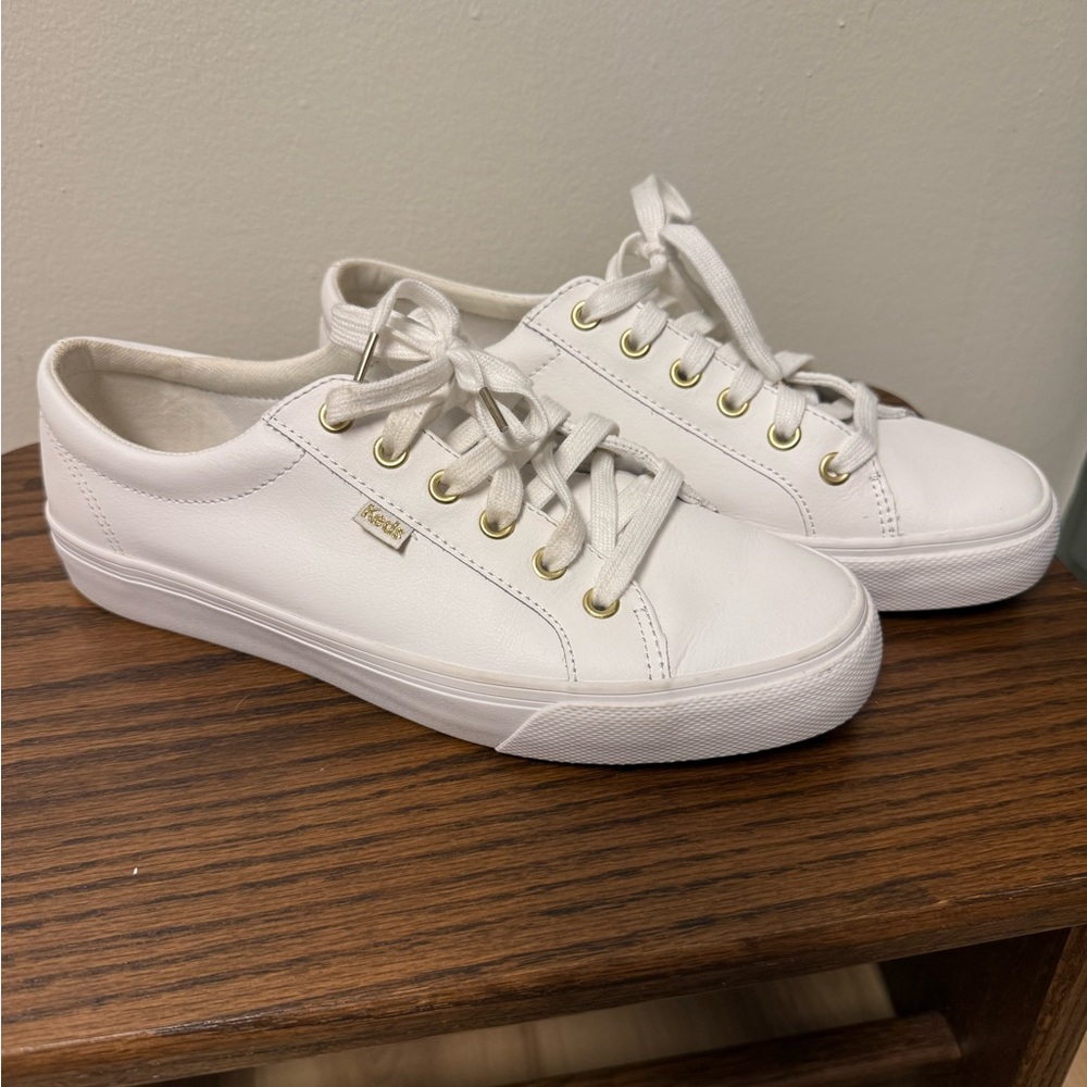 Keds Women's White Leather Sneakers with Gold Eyelets Jump Kick Sneaker